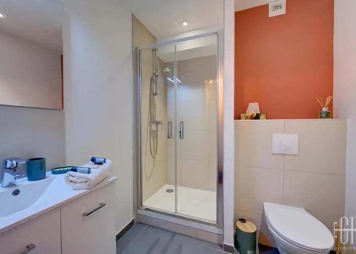 Le 36 Quai -tours Gare Au Pied De L'immeuble - Hyper Centre