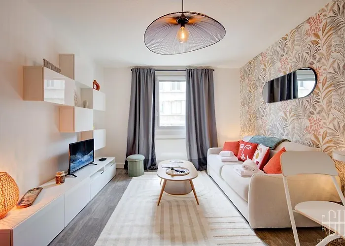 Le 36 Quai -tours Gare Au Pied De L'immeuble - Hyper Centre *